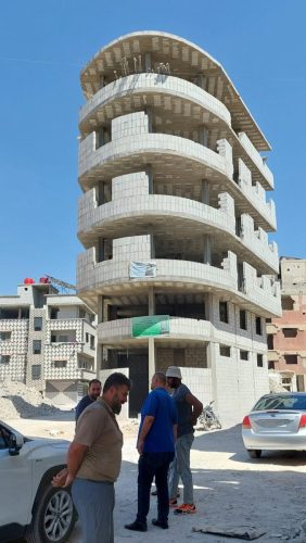 الانتهاء من البناء على الهيكل